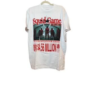 Market Squid Game Graphic T-shirt Size: M